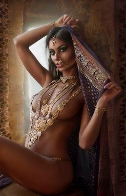 BadwyRania's profile picture. 