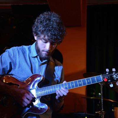 Jazz guitarist, bassist, and music teacher. Bookings at nrumpelt@gmail.com