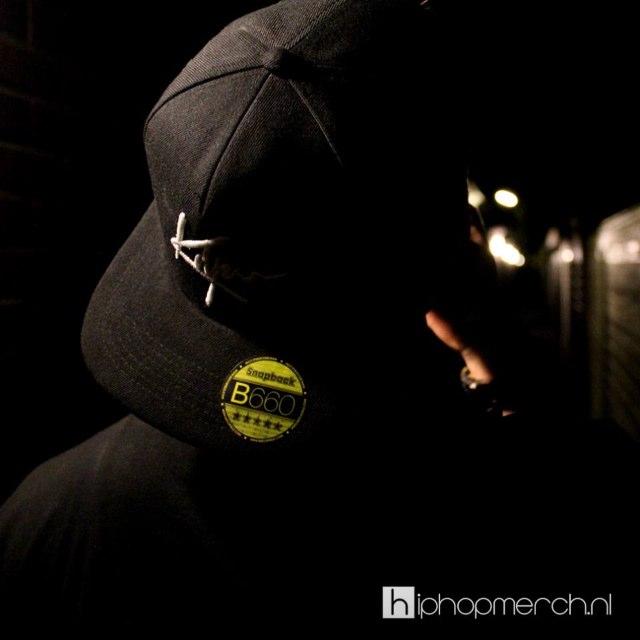 DidierDisizit's profile picture. I only smoke blunts if they rolled proppa. DJ van Korps der Plagen -- Dom, Doof en Blind -- Koop merch op HipHopMerch.nl -- #Kdp #AntiCensuur #Nederhop