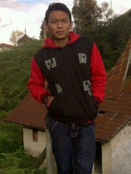 adit55023994's profile picture. 