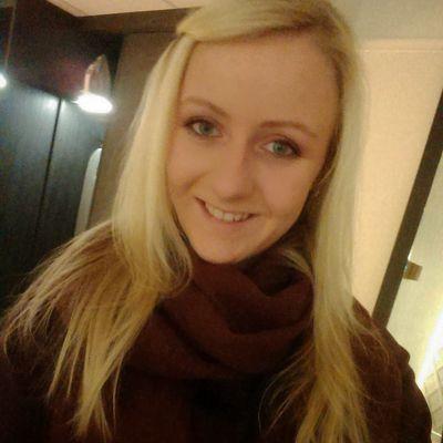 youtubefruen's profile picture. 