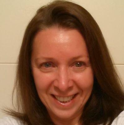 marinew09's profile picture. Escribana