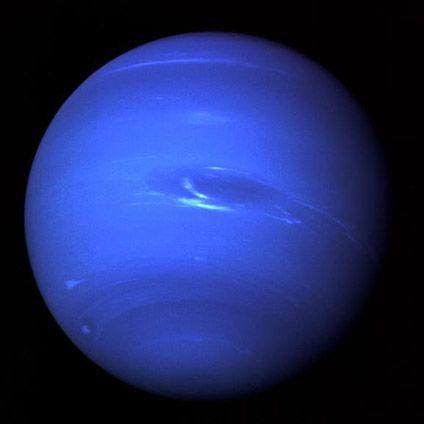 ガイア。月星座の対向星座は地球星座。鏡の月が写すもの、心。 精神世界では、おしゃべり？見えないもの、言葉にすれば嘘になる。 受容と拒絶。