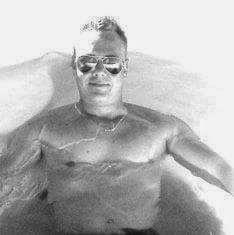 Justin_Erasmus's profile picture. Crazy online-outta-line digital media misfit° Android Aficionado°