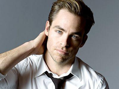 Wolf shifter, King, Beta, husband to @GoodWitchSophia and proud #Daddy of @BabyMaryR, @WolfLockHenry and @MrScooterPooter