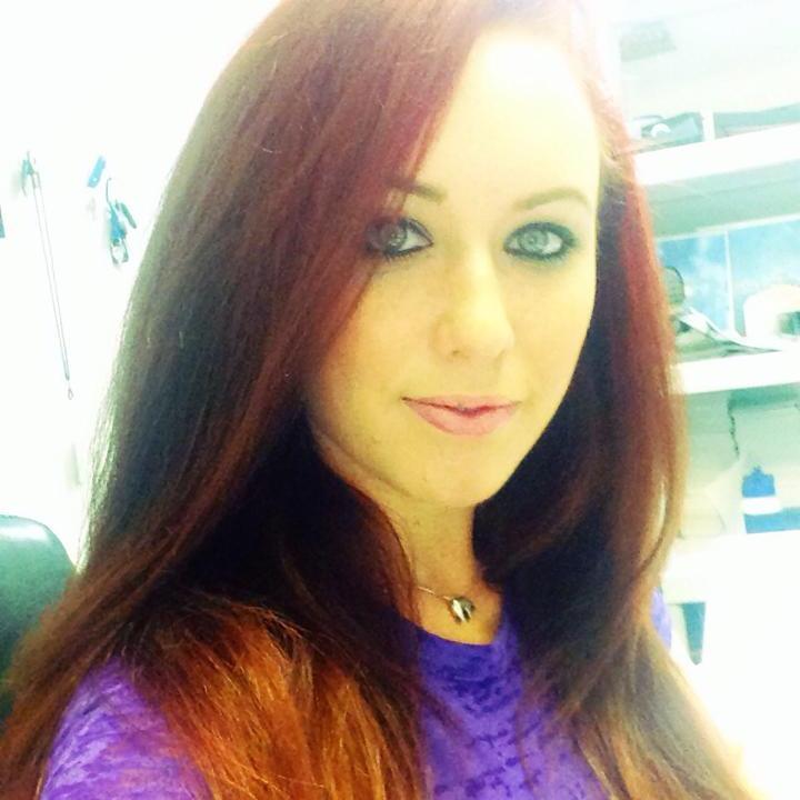 OddBoxxWOD's profile picture. Crossfitter. Kitty fiend. Dog lover. Jonathan's girl. Hater of loud gum chewers. And all other mouth noises. Show binger, book nerd, multi-fandom member.