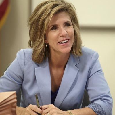 Former prosecutor specializing in cold cases #ColdJustice & #Prosecuting Evil! Updates to share, new cases to work, so much to tell! Back 9/13/25!