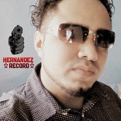 decoraciónes hernandez estamos en en new York para aser todo tipo de decoración de frutas o fresas con chocolate