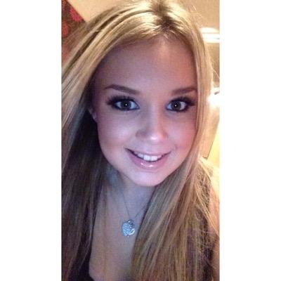 AbbyHoughXx's profile picture. 