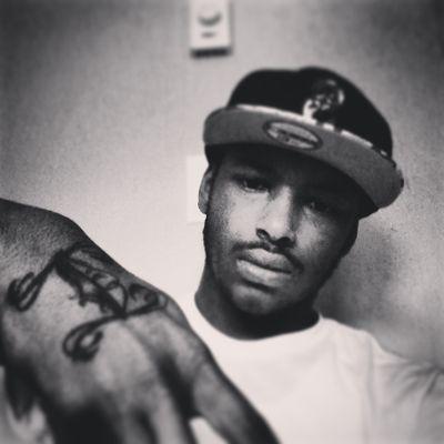 rafael_isabell's profile picture. #Proudfathe
206_12
#Session8               ig: @raffie800                       snapchat: @rafaelisabell28