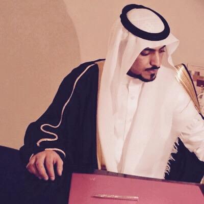 إِنَّمَا أَمْرُهُ إِذَا أَرَادَ شَيْئًا أَنْ يَقُولَ لَهُ كُنْ فَيَكُونُ فَسُبْحَانَ الَّذِي بِيَدِهِ مَلَكُوتُ كُلِّ شَيْءٍ وَإِلَيْهِ تُرْجَعُونَ