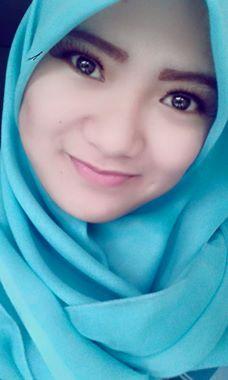 asrinoya's profile picture. 