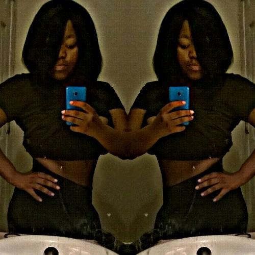 Add me on instagram:   ill follow back     Red_eye_neno    Kik name: Jasminetootrue