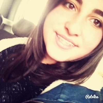 selinesimone's profile picture. 