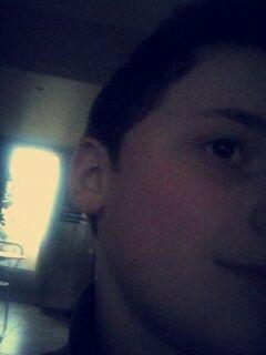 mon nom sur snap chat : aderver.    BO2,SKYRIM,GTA,mais meilleure jeux. mon nom sur la xbox 360 : tomisn14
