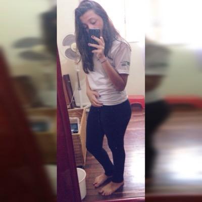 anaahbea's profile picture. 