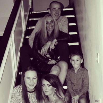 Mum of 3....nan to 2 rugrats and most probably at footy ⚽️