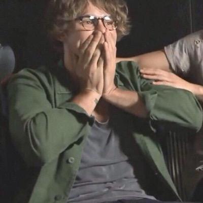 free follow from @the5sosdonut