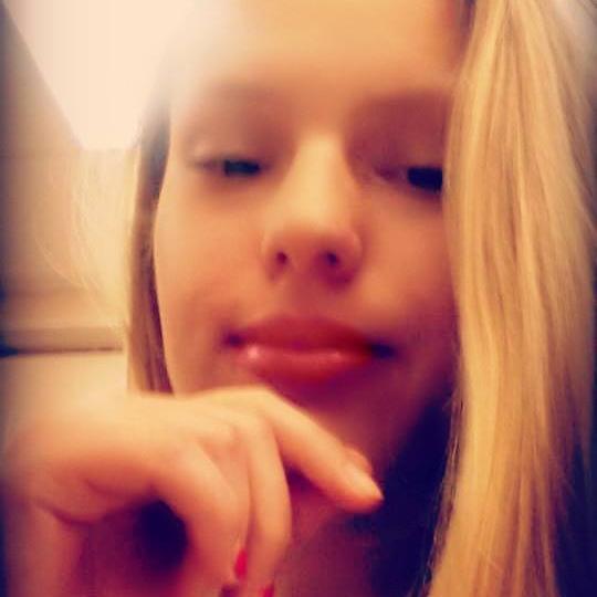 FlawlessTaybaby's profile picture. 18 years old