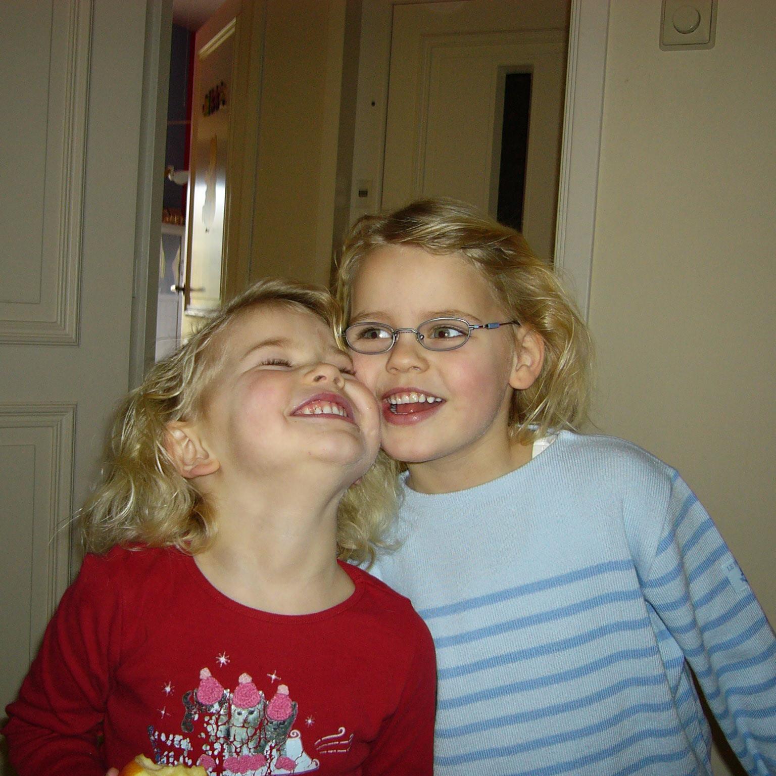 xsannelucia's profile picture. Queen B