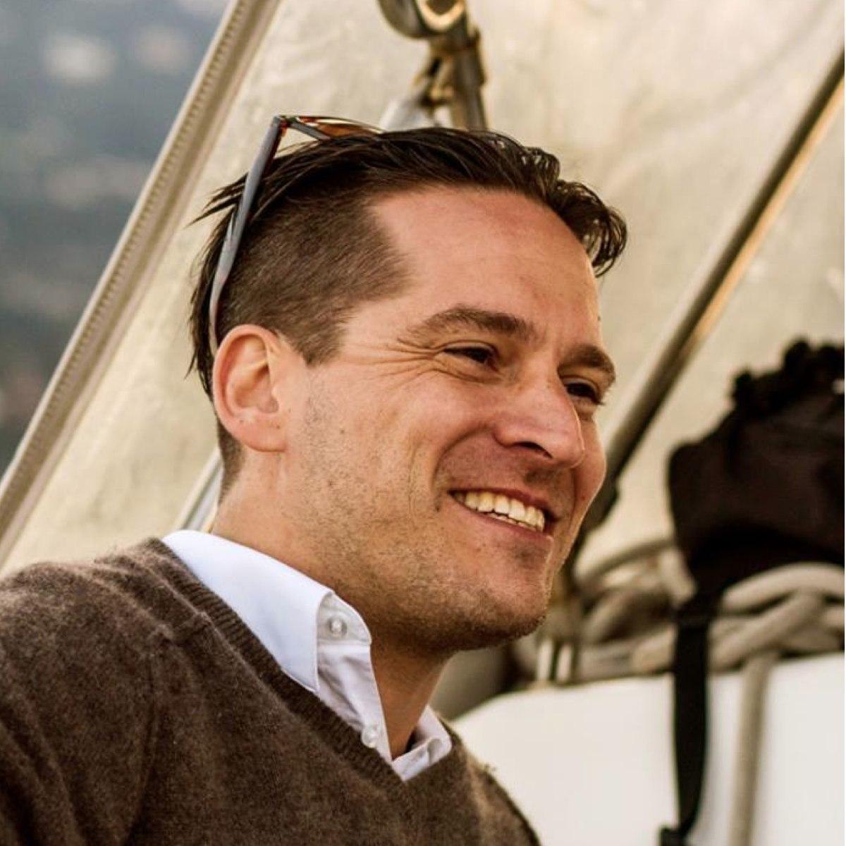 drumulonimbus's profile picture. hybrid clouds!! autoscaling and bursting!! metrics and data visualization!! exclamation points!! I'm a cloud ninja with EMC {code}, but tweets are 100% my own.