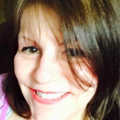 eemhwh's profile picture. 