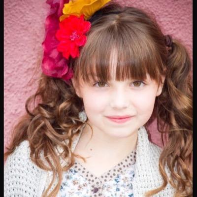 Sapphire Marie Curtis, 10 year old daughter of @_PonyboyMCurtis and @jade_cade. I love my bubba @TobyBCurtis. Just living with 5th grade drama.