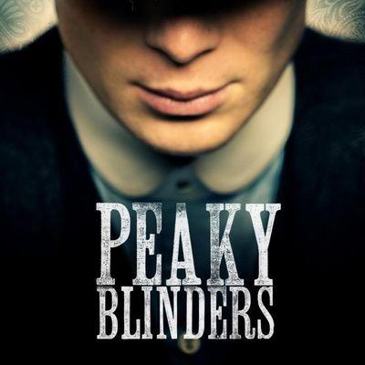 ► Inglaterra, 1919.『Convive con la banda de gánsters más temida de Birmingham.』◣Primer rol español de Peaky Blinders.◥【RM: @whohellisbucky y/o @seethatrpcoming】