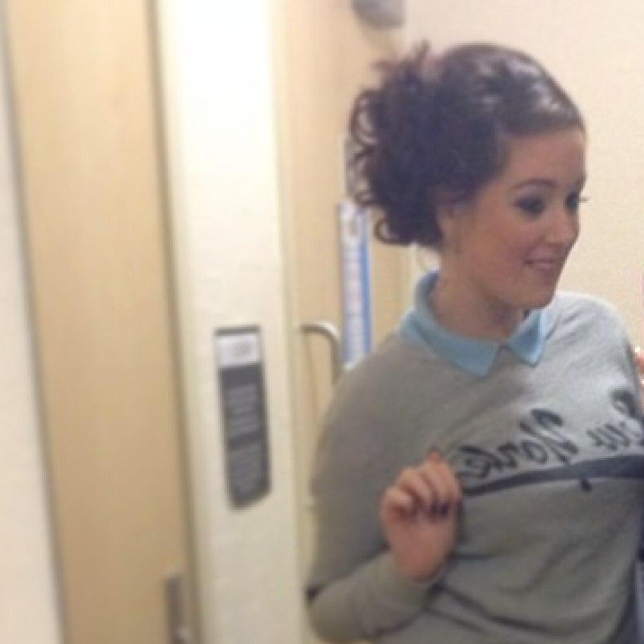 BeckyLewis14's profile picture. 