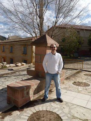 Fiel seguidor de la figura del gran Juan Antonio Cebrian y su programa de radio La Rosa de Los vientos