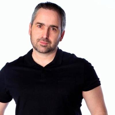 Author of ’The Time Hunters’ Saga, Dad, Geek.   https://t.co/DjU7W0KCYr