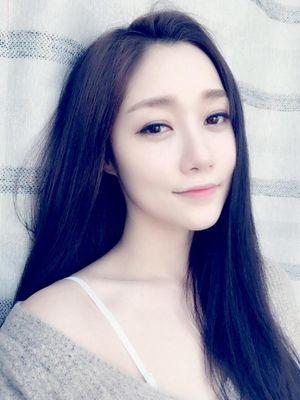9muses Sera Bot,not real one @ryusera103,87line humor and talkative pls follow and support me chu~