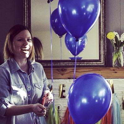 I'm a mom-to-be, blogger, animal lover, runner, ToneItUp gurl, sober sister and artist living in Portland, Oregon.