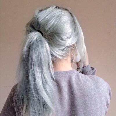 un saver acct and free follow from @FreyaThaddeus