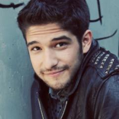 poseyalone's profile picture. 