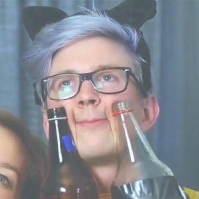 Sometimes I don't wanna be around myself.        /rp/single/drunk/