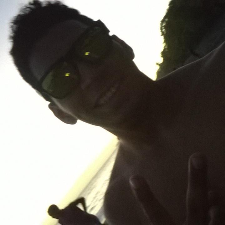 JuanTiamo_18's profile picture. Diseñador grafico,
Community Managers,
Cristiano,
Apacionado por Dios.

"todo debe ser tan simple como es, pero no mas sencillo"(Albert Einstein)