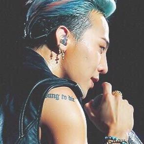 アカウント変えたょん❥BIG BANG#love
大阪府高石市/18の代