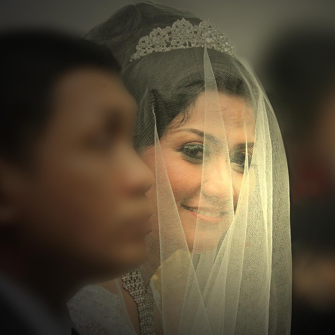 AstridYvone's profile picture. Am I a woman???