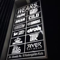 WEARS STORE (@wearsstore) 's Twitter Profile