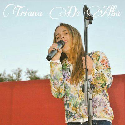 DeTrianaDelAlba's profile picture. CFO MADRID de Triana De Alba, Cantante, Finalista Voz Kids Esp // Menuda Noche.
Single: La Felicidad