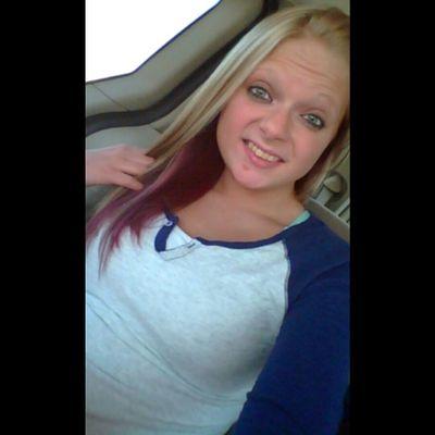 ash_hann1996's profile picture. Life is a story, make yours the best seller.❤