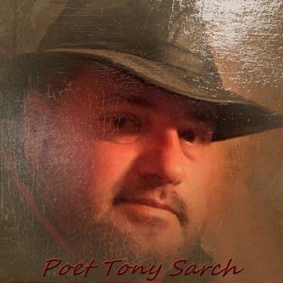 writer and poet,born in Chicago,published on amazon,kindle and LULU