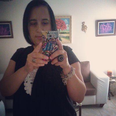 Abogada , Madre y Esposa..