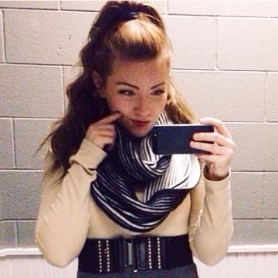 hard working, zen searching, mommy to be by day. pit loving, tea drinking, movie fanatic by night. gold jewlery and oil paintings are favorites. get at me.