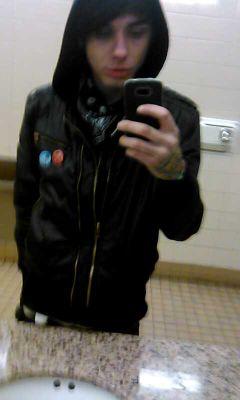 WhereAreMyVeins's profile picture. I'm just a sad, drunk, junkie running around making a mess. I can't shake this little feeling that you wanna come along.