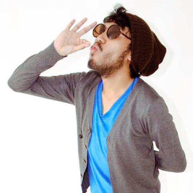 fluxscion's profile picture. ———————-