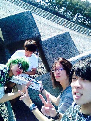 uver113023's profile picture. La  Penes codeっていうバンドで都内を中心に活動していきます。 vo,yusuke  gt,匠　Ba,nao key,show  Dr.takaaki