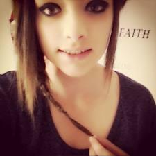 El c:elo se quedo sin estrellas,.y yo me he quedado con la mas bella.