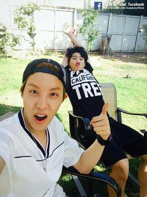 I AM A.R.M.Y. and I 13 years old.. Park Jimin Sarangheo